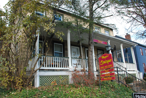 Maggie's Spatique Store Front